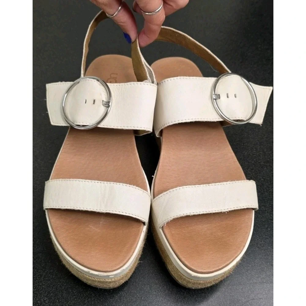 UGG Women 9 White April Espadrille Wedge Platform Buckle Sandals Coastal Cottage
